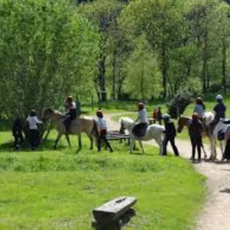 Capacité 2 à 5 Personnes Apartamento Mont-Dore