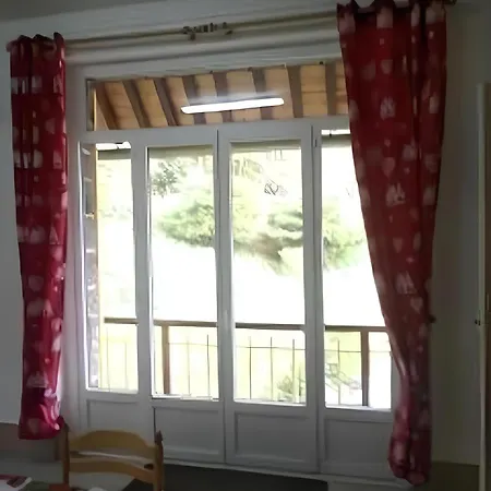 Capacité 2 à 5 Personnes *